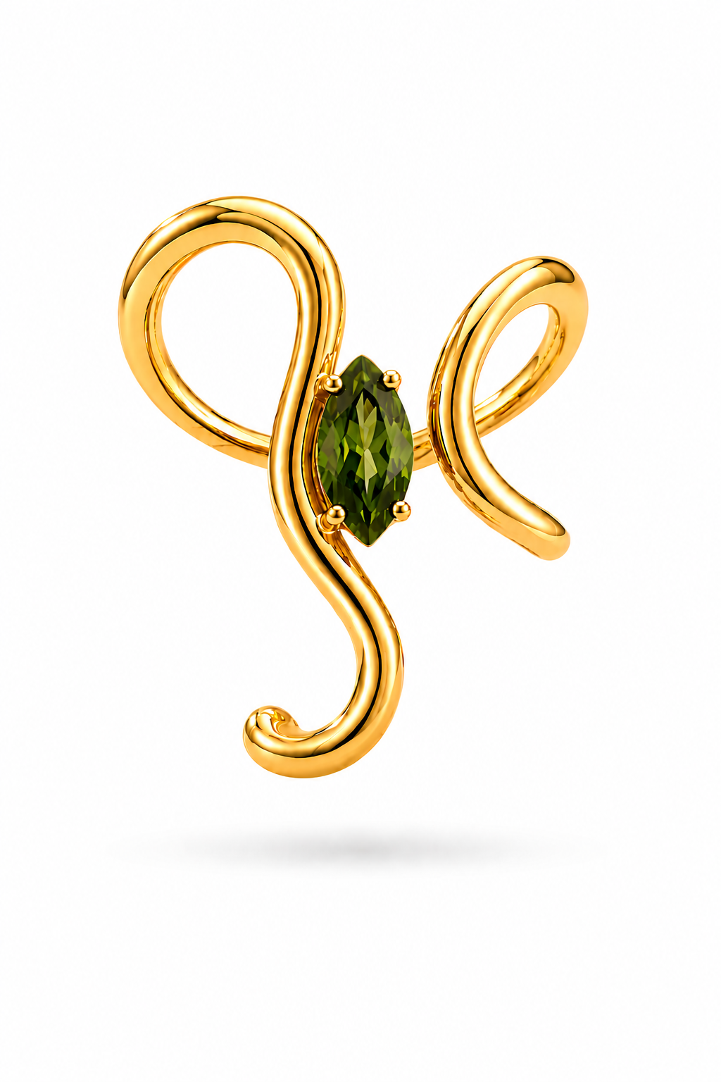 Fendleigh Laurelle Capri wave ring in 18K gold finish