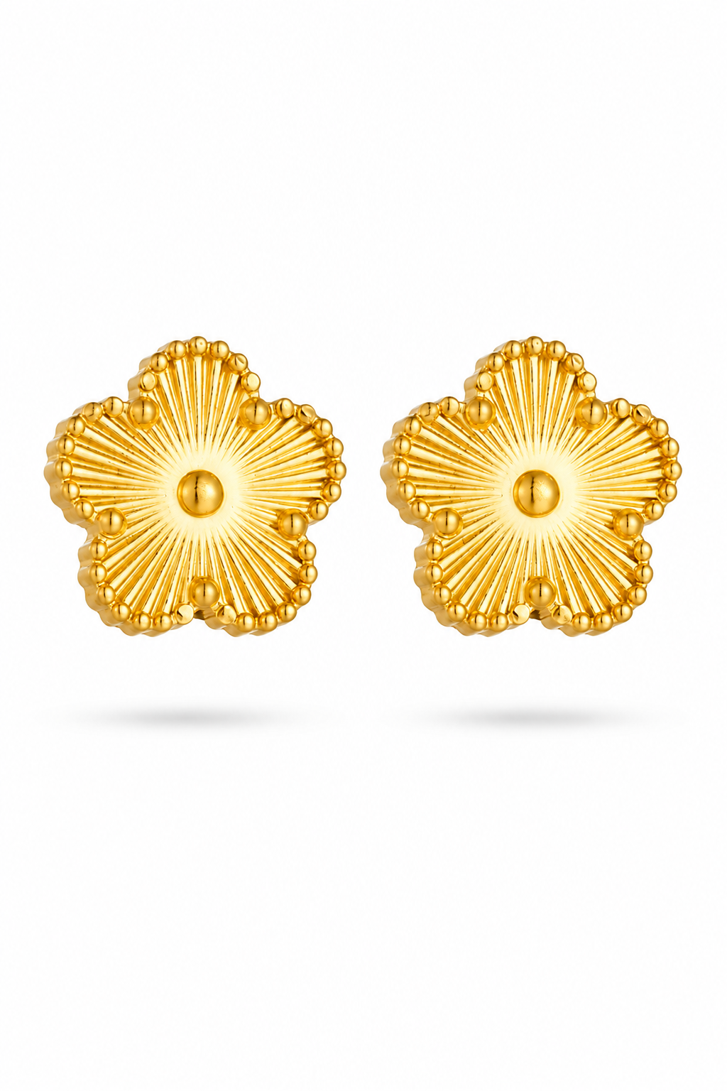 Fendleigh Laurelle Celestia flower stud earrings in 18K gold finish
