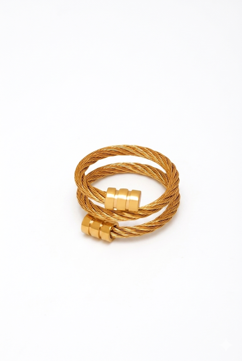 Fendleigh Laurelle Lexi wrap ring in 18K gold finish