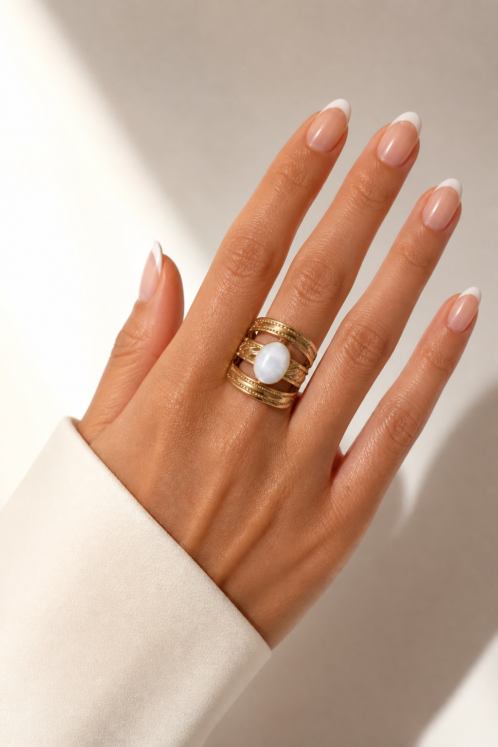 Fendleigh Laurelle Sadie natural shell ring detail shot