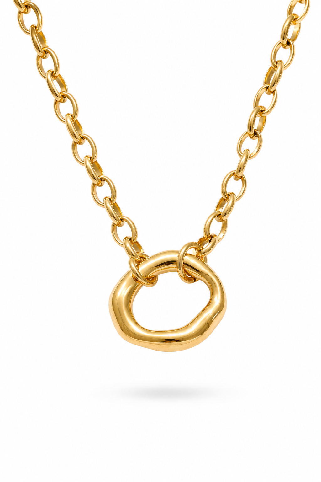 Fendleigh Laurelle Sage oval necklace in 18K gold finish