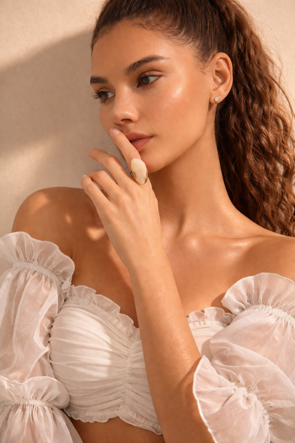 Fendleigh Laurelle Sydney Muse ring alternate angle
