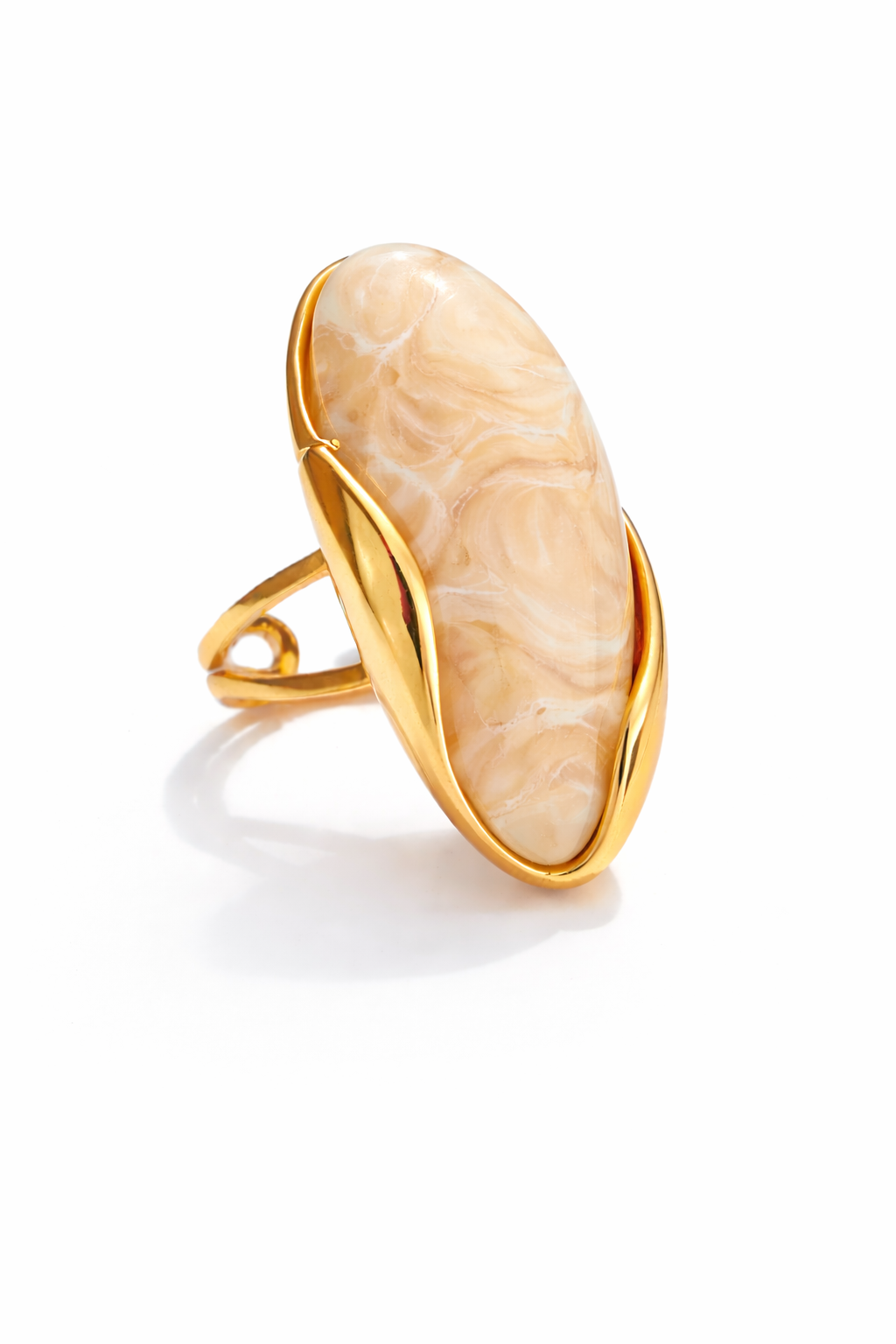 Fendleigh Laurelle Sydney Muse ring product close-up